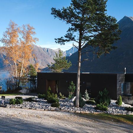 Villa Kristina / Andalsnes Torvik Екстериор снимка