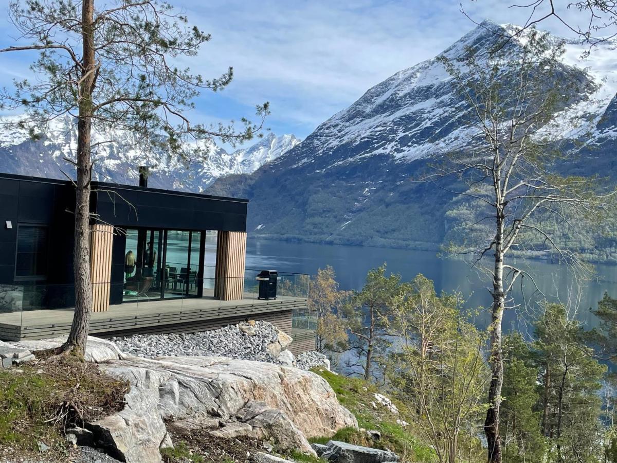 Villa Kristina / Andalsnes Torvik Екстериор снимка