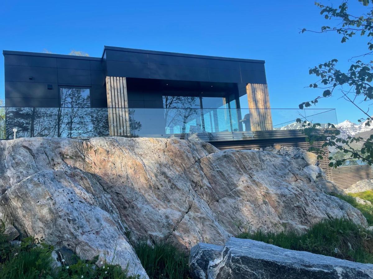 Villa Kristina / Andalsnes Torvik Екстериор снимка